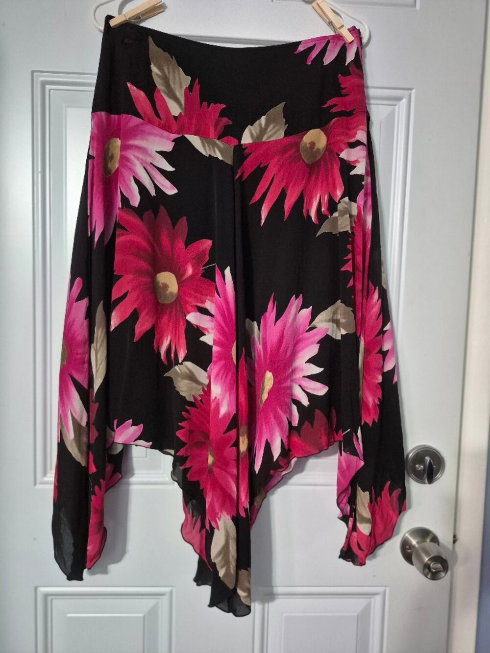 100% Silk Skirt. Nygard. Size 10. Floral - Picture 3 of 7